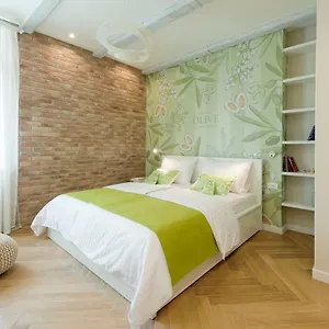 Mak Luxury **** Split