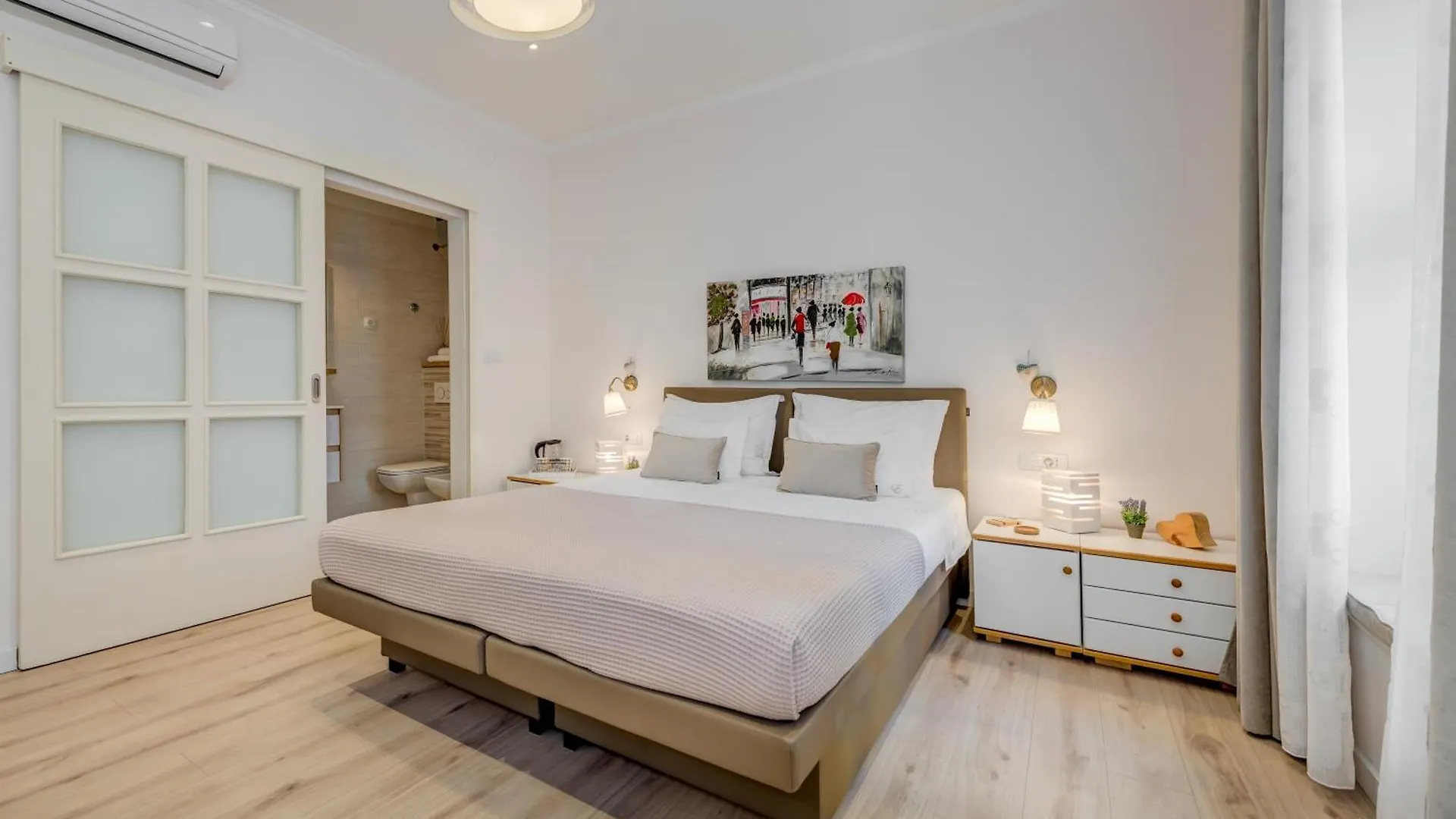 Victoria Luxury Rooms - Split Downtown Croatia
